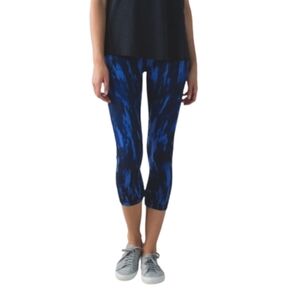 LULULEMON Wunder Under Crop (Hi-Rise) Painted Animal Sprinkler Black Size 6